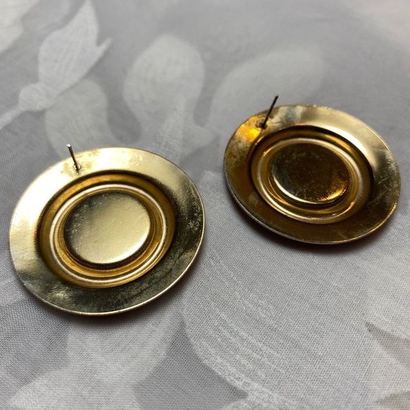 Vintage Pink And Black Enamel Earrings - Picture 10 of 12